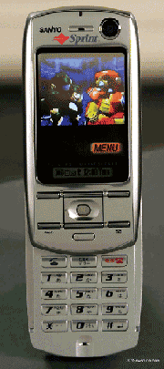 《圖二　Sanyo OLED手機》