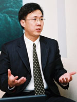 《圖二 易利信Ericsson企業用戶部處長方正聿》