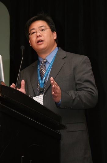 《图五 特许半导体Design Enablement Alliances副总裁Walter Ng表示,ESL对于整体系统架构是非常强有力的设计工具,并可分别针对软件硬件的特性、正确的IP区块选择、总线架构的定义、内存层级定义与电源管理策略等。》