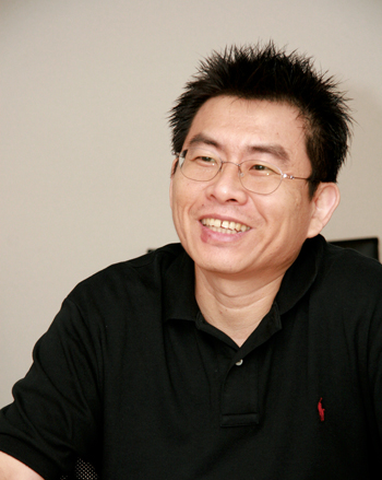 《圖五 資策會網多所WiMAX技術中心的顧問工程師羅耿介》