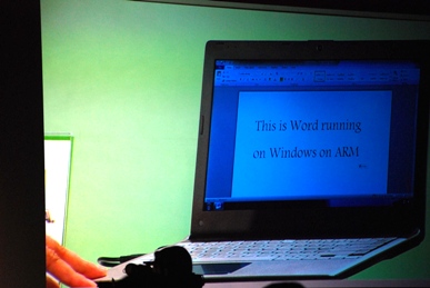 《圖三 ARM架構之Windows8平板電腦可確實執行Office軟體Word。》