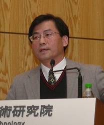 《圖五林崇田:觸控產業應建立自主技術,才能將競爭力升級,脫離低利代工的艱難處境。》