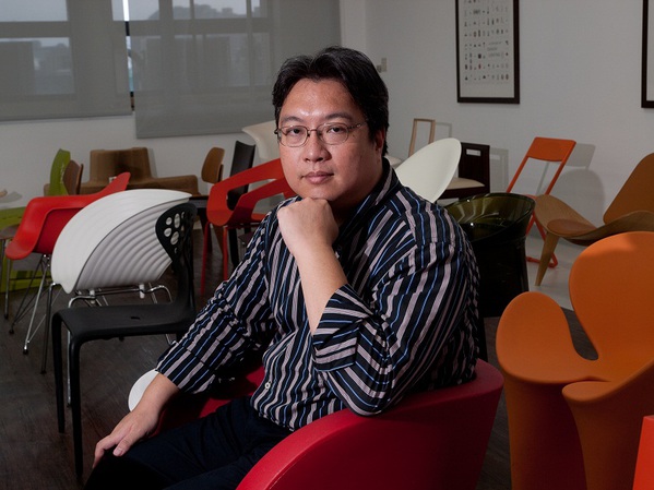 圖一 : 如果能讓大家湊在一起,各自貢獻一點力量,或許能做出一些有趣的事情,甚至是能夠改變產業的事情。