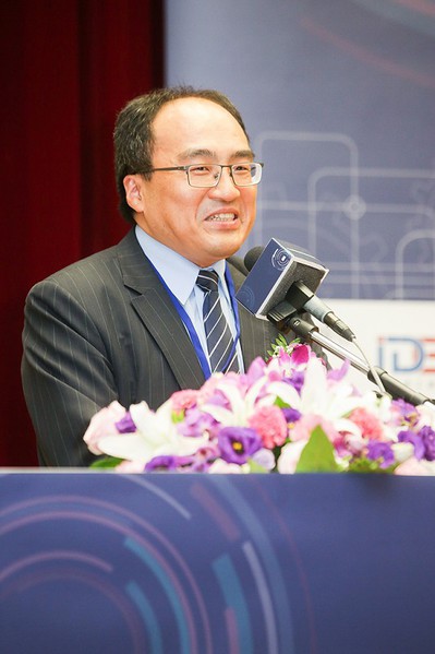 圖一 : 經濟部工業局呂正華指出,PCB是台灣重點產業,這次更引領業界,成立「PCB智慧製造國家聯盟」,整合產業鏈的上中下游資源,以團體戰方式提升競爭力。
