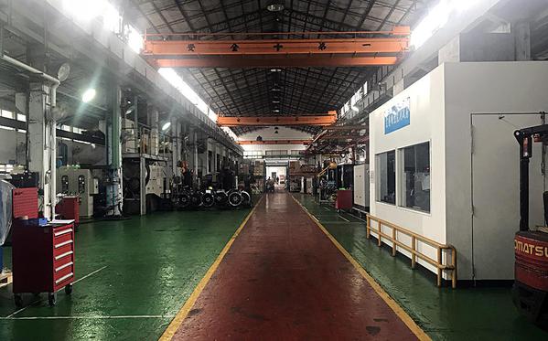 圖2 : 復盛為台灣空壓機領導品牌,擁有明亮與整潔的工作環境。(攝影/王景新)