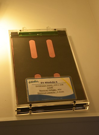圖2 : EV-Module S使用推疊技術,能極大化電池的空間利用。(攝影/葉奕緯)