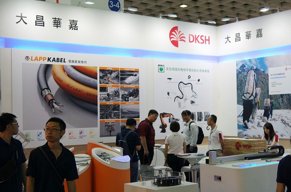 圖12 : 大昌華嘉於展場秀出三大獨家代理的歐洲品牌。(攝影/王景新)