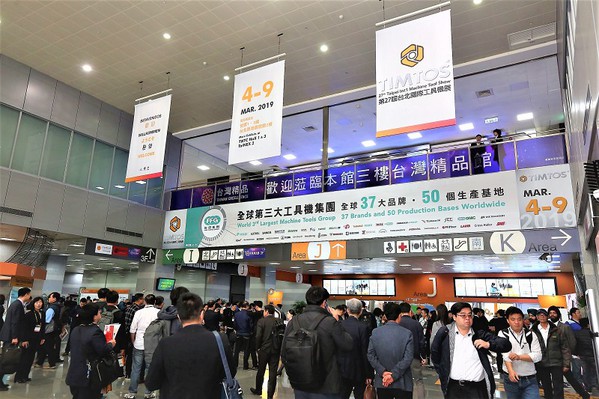 图1 : 因美中贸易战对机械产业影响超??预期,既导致中国大陆市场需求疲弱,也打乱全球供应链布局,并非年初业者自以为仅供大陆内需市场而能幸免。(source:timtos 2019)