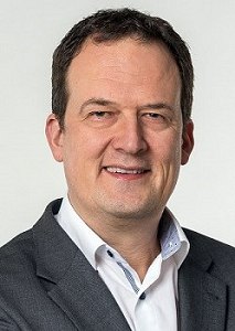圖二 : Microchip汽車業務部門企業副總裁Matthias Kaestner(source:Microchip)