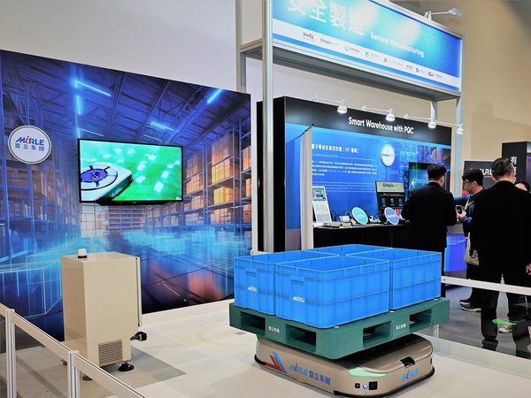 圖一 : 現今IIoT、AI等數位轉型趨勢也為供應鏈IT+OT安全帶來了資料外洩威脅,供應鏈廠商須持續改進資安管理策略,以因應不斷變化的新興威脅。(攝影:陳念舜)