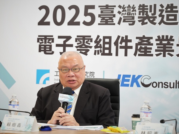圖三 : 台灣永續供應鏈協會理事長賴樹鑫進一步指出,「主動式風險管理」將成為供應鏈獲得競爭優勢的關鍵,最終實現企業的永續發展。(攝影:陳念舜)