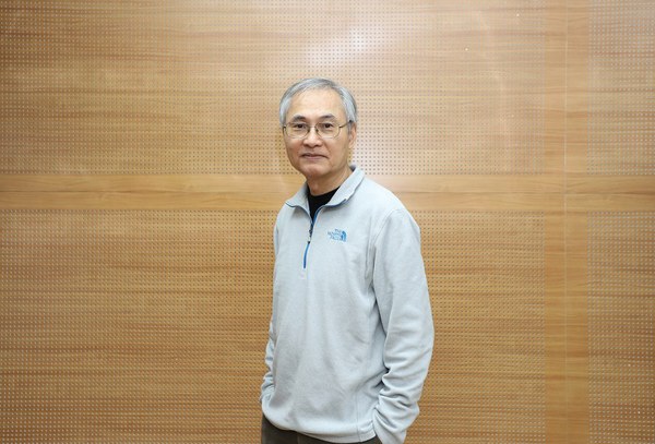 圖二 : 台灣大學電機系與電信工程學研究所特聘教授陳宏銘(攝影/王岫晨)