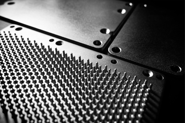 圖2 : 高柏科技專利製程的散熱片方案-「CMC AlSiC散熱片」,是一種利用特殊材料的散熱特性所開發的產品,