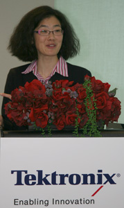 图为Tektronix示波器产品线产品营销经理Lisa Bieker。(Source:HDC)