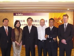由右至左依序为:Irdeto亚太区业务副总裁Mr. Bengt Jönsson,Irdeto东南亚地区业务总监 Mr. Jerry Park,Irdeto台湾区总经理 Mr. Doron P