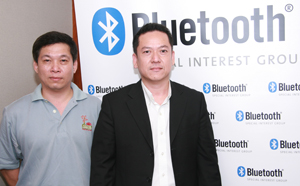 圖右為Bluetooth SIG亞太區及日本市場總監蘇國良,左為台灣技術市務經理呂榮良。(Source:HDC)