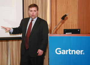 Gartner半导体研究部门研究总监Jon Erensen预估,在2013年之前,Android智慧型手机的零售价格将可降至75美元的区间,有助于Android手机的普及化。