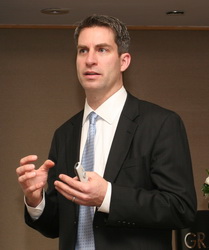 Jim Nohrden表示,砷化鎵功率放大器長久以來具有供應短缺和更高成本結構的問題。透過CMOS製程,客戶能迅速獲得其所需要的PA技術。