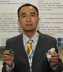 陈嵘说,LED茁壮于背光应用,CFL成长于家用照明,是接下来几年照明产业的两大趋向。