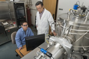 德拉瓦大學物理暨天文學教授John Xiao的自旋電子研究室(圖:UDaily)
