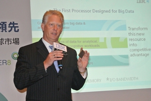 IBM全球系统暨科技事业部服务器事业总裁Doug Balog(摄影:姚嘉洋)