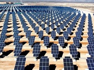 太陽能廠在大者恆大的趨勢下,2.5GW~3GW將成為「大廠」門檻,而誰先跨過門檻將是未來值得觀察的一點。
