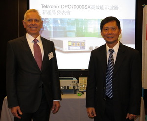 太克科技儀器產品事業部高效能示波器市場經理Tom Freeman(左)說,太克對於技術絕不妥協。