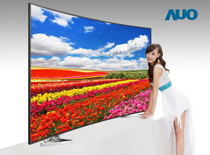 友达展出UHD 4K液晶电视面板,厚度仅4.7毫米。