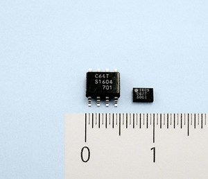 MB85RC64T採用I2C介面,能以最高3.4 MHz的頻率及1.8V至3.6V廣泛的電源電壓運作。