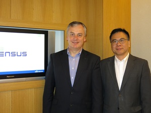 左為Sensus歐洲、中東、非洲暨亞太區策略客戶群執行副總裁Garry Cox,右為Sensus亞太區策略客戶總監朱殿國