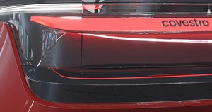 全像顯示術可能將成為未來頂級的汽車燈光技術。攜手汽車供應商海拉,科思創已經開發出一種基於全像顯示影像的創新解決方案..