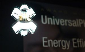 通用顯示器與天馬微電子共同簽署OLED技術許可與補充材料採購協議。