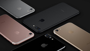 iPhone7此次在外觀上並無著墨太多變化,但內在規格卻升級許多,依照蘋果居於智慧手機領頭羊的角色,未來勢必又將掀起新一波手機革命。