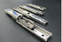 億豐精密的滾珠滑軌具有精密滑動軌道,採用沖壓及滾輪成型兩種製法...
