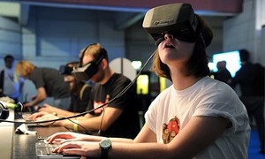 资策会MIC也针对2017 VR产业归纳出三大趋势,分别为「软硬体标准收敛」、「无线化发展」与「内容深化」。 (source:roadtovr)