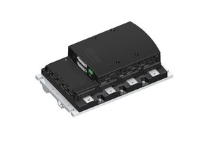 藉助智慧功能集,英飛凌MIPAQ Pro可以取代高出 50% 額定值的動力單元與子系統。因此,即時狀態監控可大幅減少安全緩衝,例如至接近150°C 的半導體接面溫度。