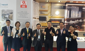 明緯(MEAN WELL),攜手台灣5家優質LED燈具品牌與製造商夥伴:云光、昇鈺、昶旭、軒豊、耀威,以及與兩家授權經銷夥伴:中和碁電與台瓷進行聯合參展。