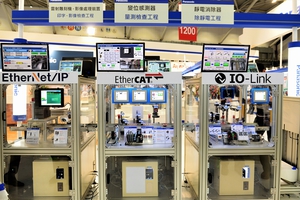 發表自日本原裝引進來台的印刷電路板(PCB)智慧製造示範產線,利用IoT科技實現製程可視化目標。
