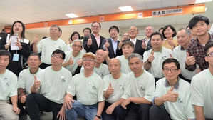 工研院在2月6日便有20位同仁進駐廠內,加上工具機大廠永進、瀧澤、上銀等合計支援60人協助機台安裝、調校、維修等工作。(陳念舜)