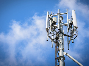 英特爾推出無線基地台專用的10奈米系統單晶片,為5G網路進行關鍵初期布建。