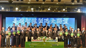 面对产业迫切的转型需求,机械公会和电电公会、法人,以及系统整合、设备与制造业者等超过20个产学研单位携手,於今(6)日宣布成立「台湾智慧制造大联盟」。