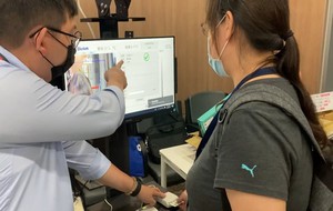 筑波醫電新一代智慧防疫機:雙眼龍熱像儀導入台大醫院生醫分院。(source:ACE)