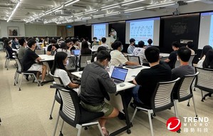 趋势科技赞助台湾好手前进DEF CON CTF决赛,并提供大专校际黑客松竞赛赞助申请,加速台湾新世代的资安人才养成。