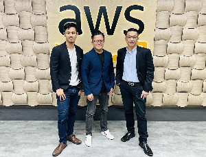 右起依序為論壇的講師:AWS資深數據分析專家Derek Huang、Mlytics Managing Partner Locarno Pan、KKLab商務拓展副理William Lee