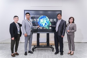 「NVIDIA Studio x HP 協作空間」正式啟用,由 (左起) 傑出校友「兩打半」互動有限公司執行長宋兆祥、NVIDIA 台灣區業務協理邾亦為、臺北科技大學主任秘書吳建文以及 HP Taiwan 董事長王靜秀共同揭幕