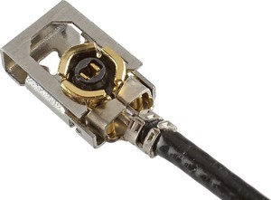 MHF I系列小型射頻同軸連接器系統利用I-PEX的專利鎖扣結構,提升連接可靠性和安全性。