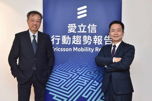 台湾爱立信总经理周大企(右)、台湾爱立信??总暨技术长姚旦(左)