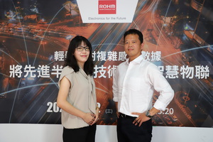 ROHM??总经理 Richard Chen(右),与ROHM工程师Evelyn Huang(左)