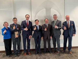 在第19届台加经贸对话会议中,双方针对供应链韧性、绿色经济、数位经济及投资审查等贸易政策议题进行讨论,并共同采认供应链韧性合作架构,将拟订工作计画具体落实。