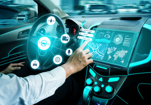 近年來更隨著5G布建的普及化,帶出車聯網時代的來臨,人工智慧(AI)化、個人化需求的提升,提供駕駛及乘客一個安全、方便與有趣的車內體驗。